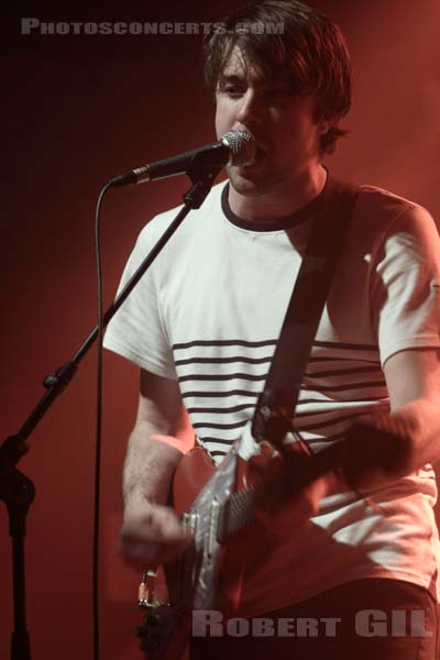 THE VACCINES - 2011-03-09 - PARIS - Nouveau Casino - Justin Hayward-Young